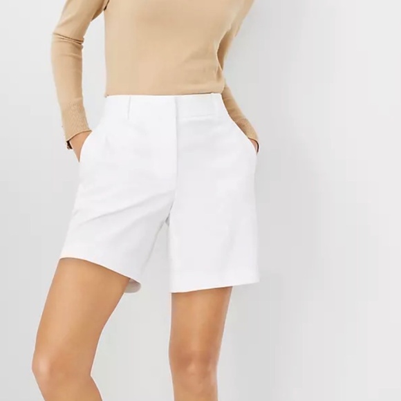Ann Taylor White Mid Rise shorts - Picture 1 of 1